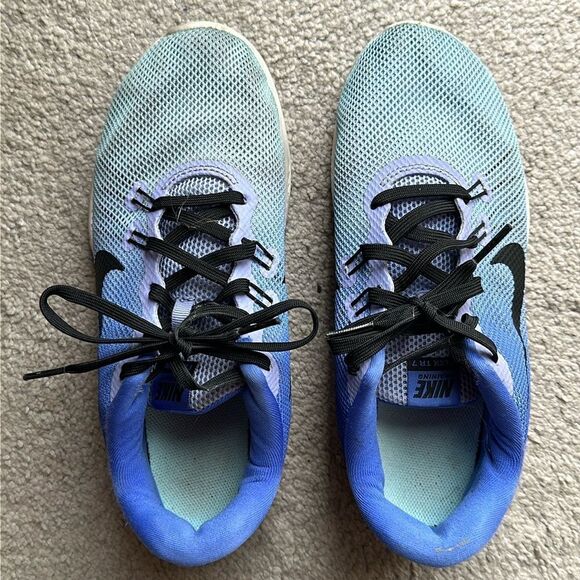 Nike Training Blue Ombré Sneakers! - Picture 1 of 7
